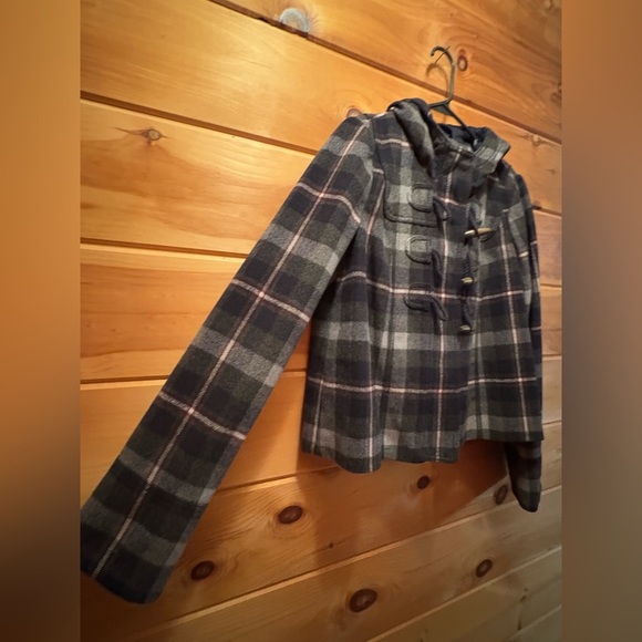 Abercrombie and fitch plaid jacket with hood size Medium. - Picture 5 of 10
